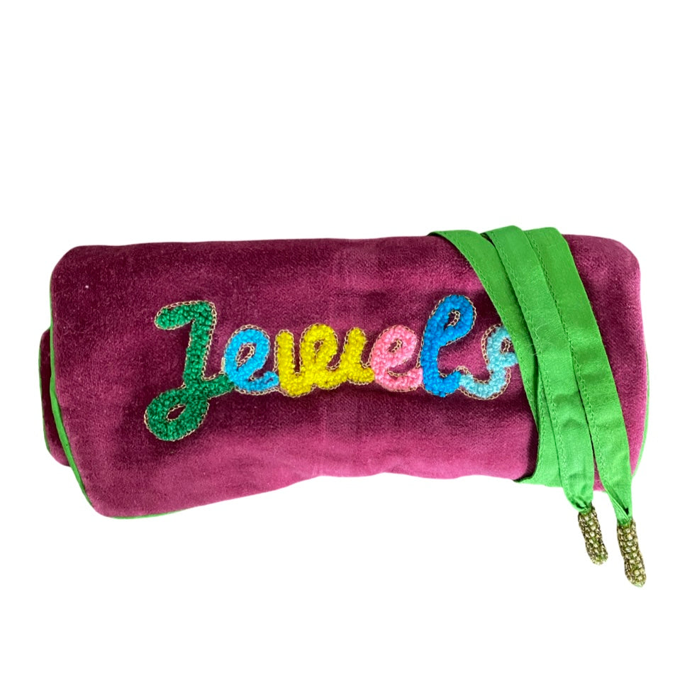 Schmuckrolle Jewels and Secrets