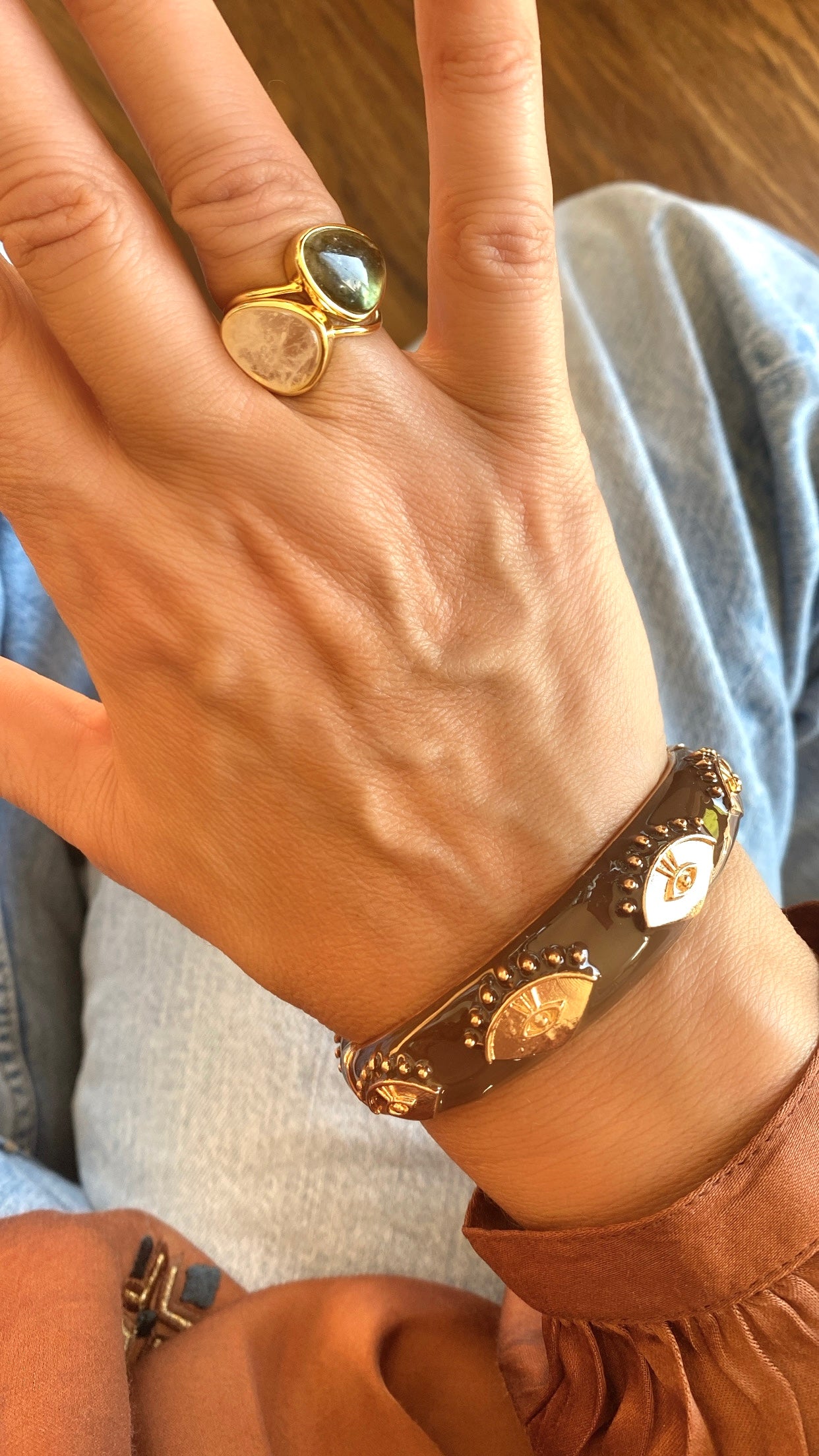 Ring Mondstein
