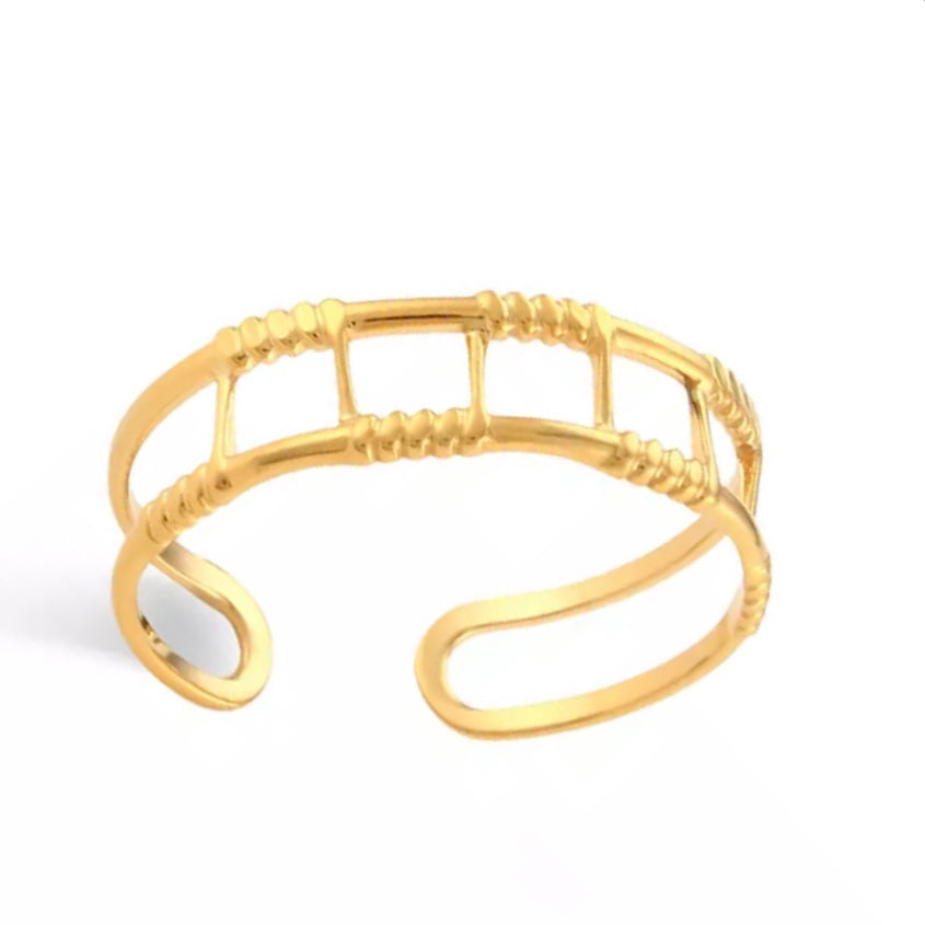 Ring Serenade